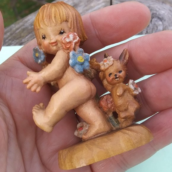 Vintage wood carving Anri Italy by artist Ferrandiz Nature's child with rabbit - Picture 10 of 16
